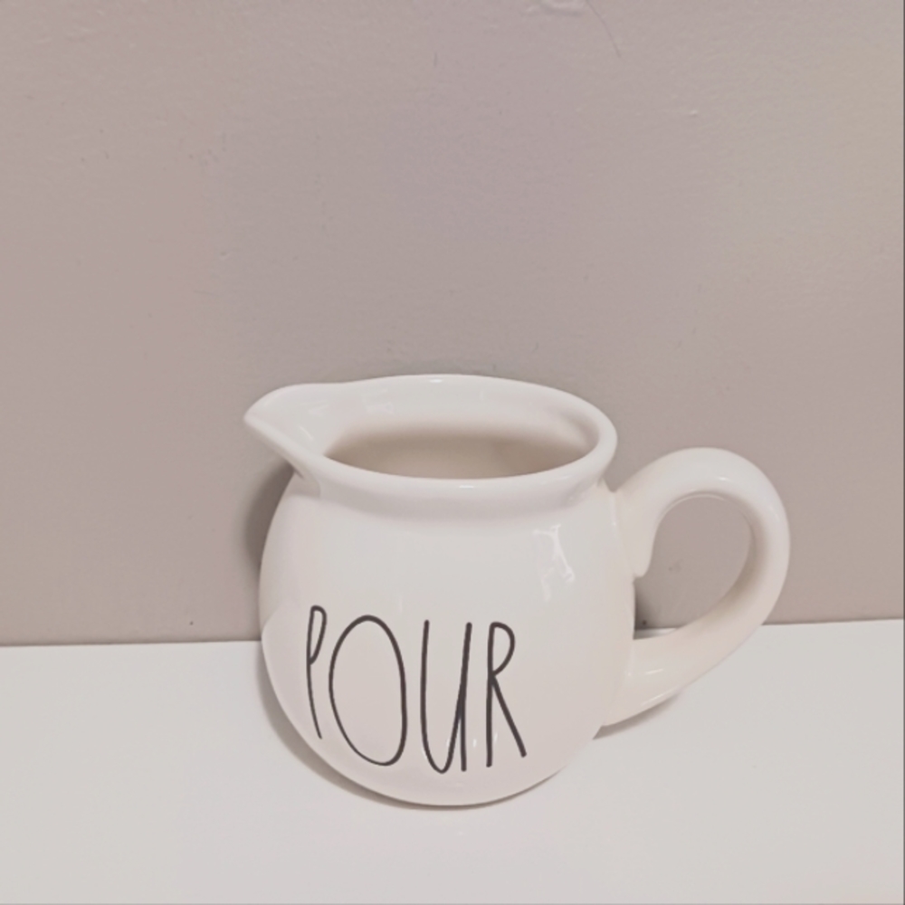 2018 Ray Dunn by magenta ceramic pour creamer color cream and black